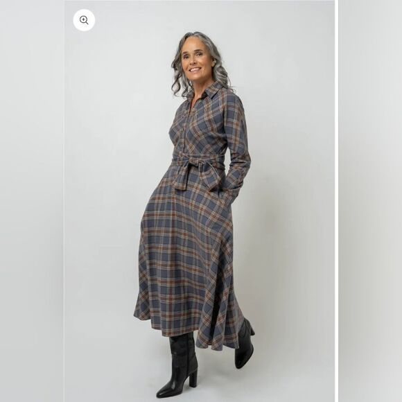 GRAMMAR Plaid Flannel The Feminine Dress - Size 6 - Picture 1 of 12